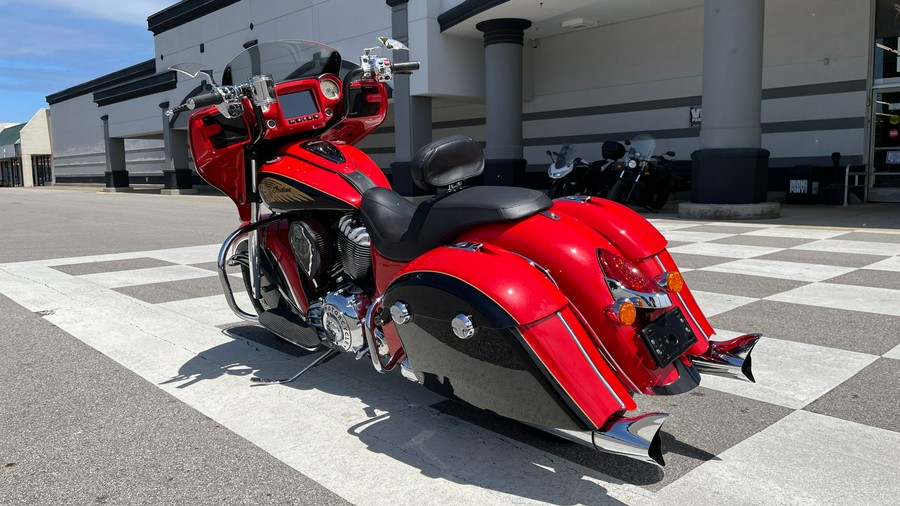2017 Indian Motorcycle Chieftain® Limited - Two-Tone Option
