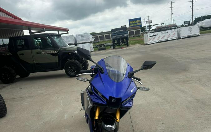 2025 Yamaha YZF R3
