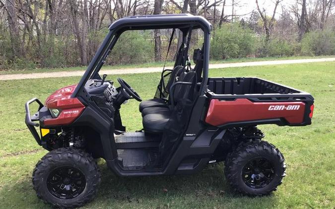 2024 Can-Am® Defender XT HD10