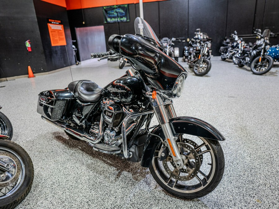 2018 Street Glide FLHX