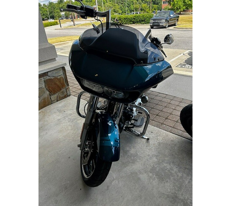 2020 Harley-Davidson Road Glide Tahitian Teal