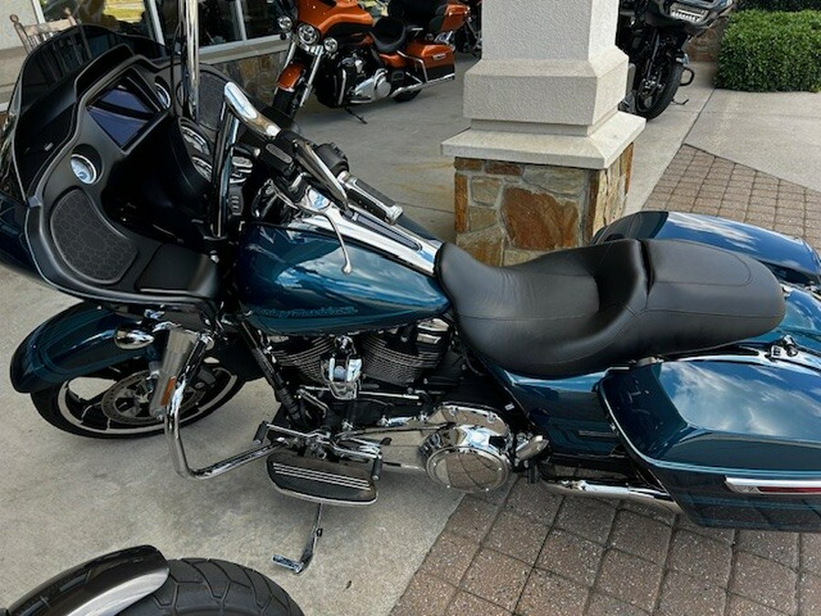 2020 Harley-Davidson Road Glide Tahitian Teal