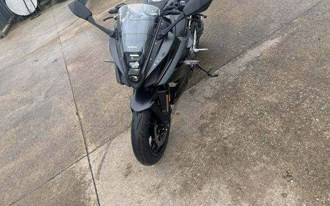 2025 Suzuki GSX-S 8R