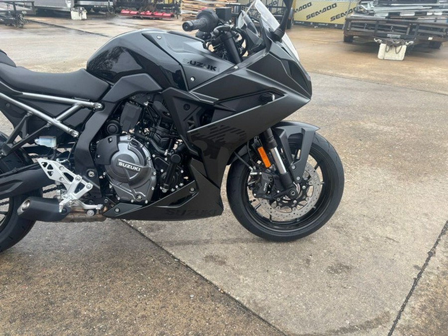 2025 Suzuki GSX-S 8R