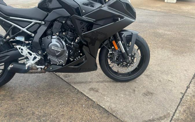 2025 Suzuki GSX-S 8R