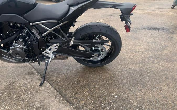 2025 Suzuki GSX-S 8R