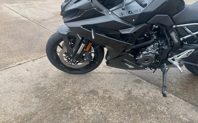 2025 Suzuki GSX-S 8R