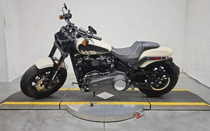 FXFBS 2022 Fat Bob® 114
