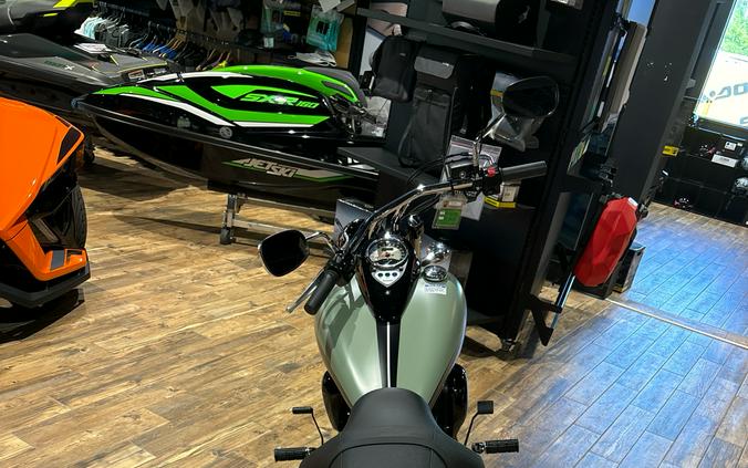 2023 Kawasaki Vulcan 900 Custom