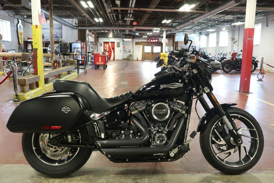 2018 Harley-Davidson Sport Glide®