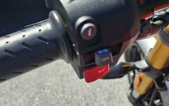 2026 Triumph Scrambler 400 X Baja Orange/Aluminium X