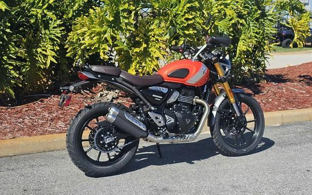 2026 Triumph Scrambler 400 X Baja Orange/Aluminium X
