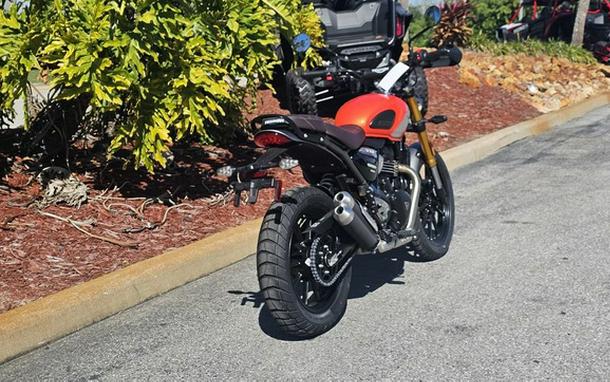2026 Triumph Scrambler 400 X Baja Orange/Aluminium X
