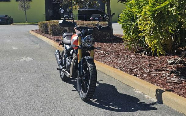 2026 Triumph Scrambler 400 X Baja Orange/Aluminium X