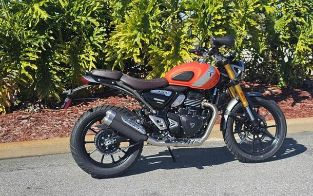2026 Triumph Scrambler 400 X Baja Orange/Aluminium X
