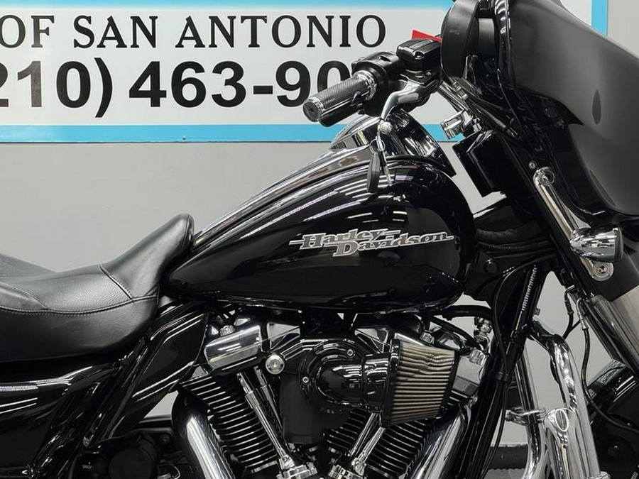 2017 Harley-Davidson® FLHXS - Street Glide® Special