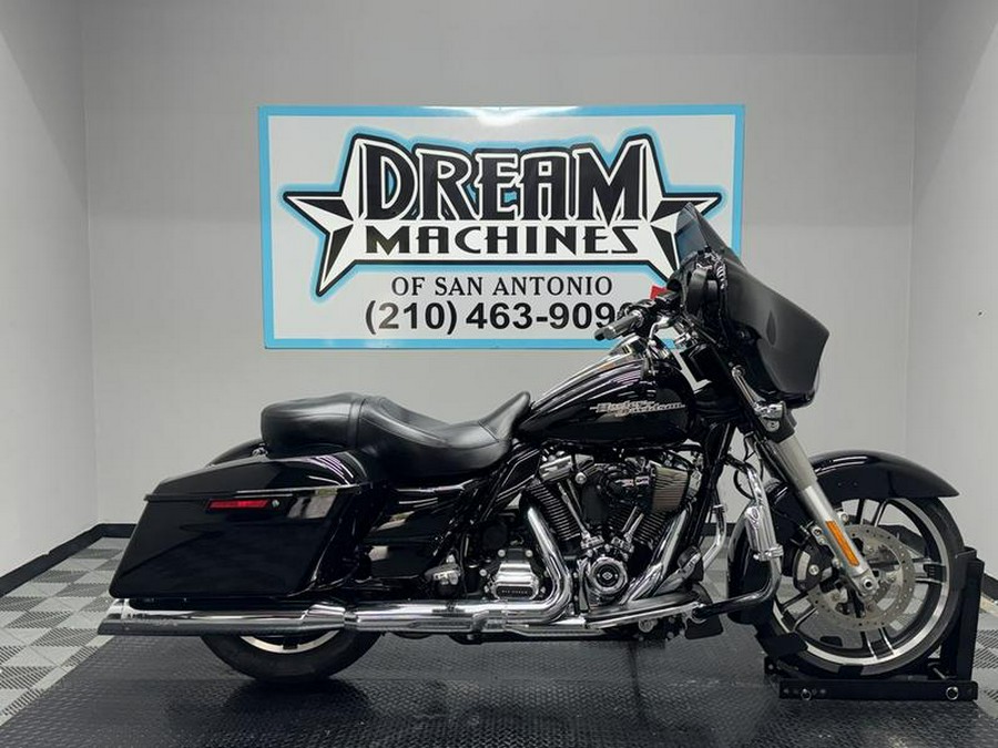 2017 Harley-Davidson® FLHXS - Street Glide® Special