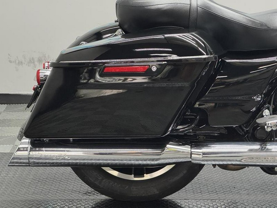 2017 Harley-Davidson® FLHXS - Street Glide® Special