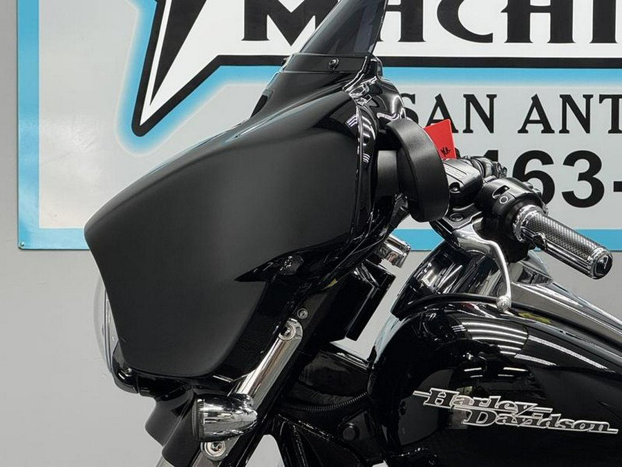2017 Harley-Davidson® FLHXS - Street Glide® Special