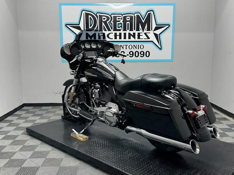2017 Harley-Davidson® FLHXS - Street Glide® Special