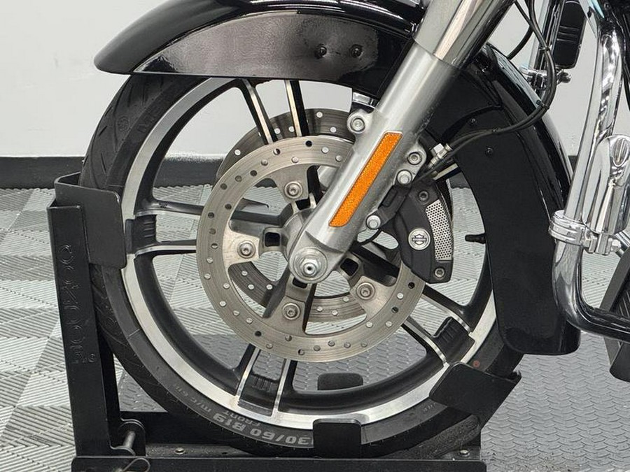 2017 Harley-Davidson® FLHXS - Street Glide® Special