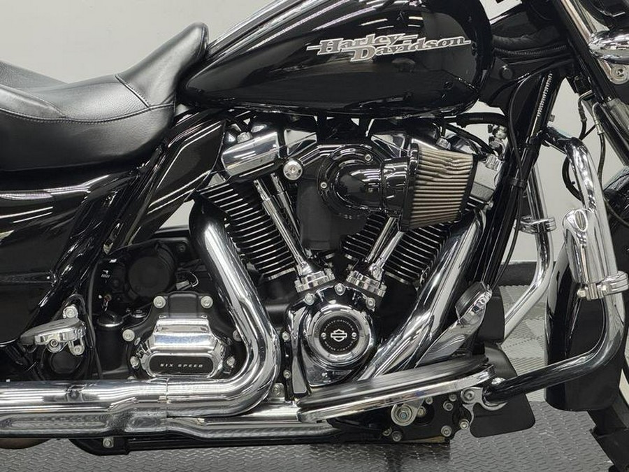 2017 Harley-Davidson® FLHXS - Street Glide® Special