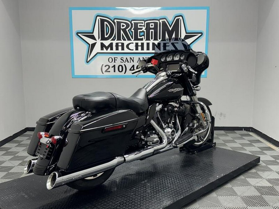 2017 Harley-Davidson® FLHXS - Street Glide® Special