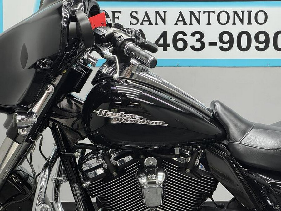 2017 Harley-Davidson® FLHXS - Street Glide® Special