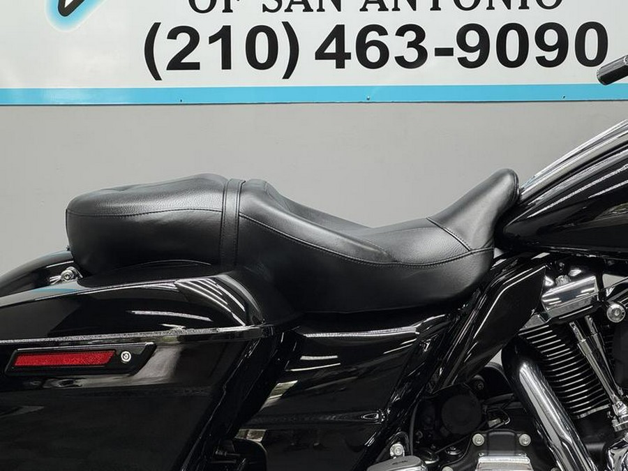 2017 Harley-Davidson® FLHXS - Street Glide® Special