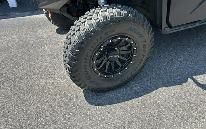 2022 Defender MAX Lone Star CAB - Can-Am