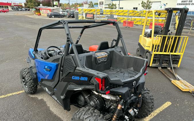 2023 Can-Am Maverick Sport DPS