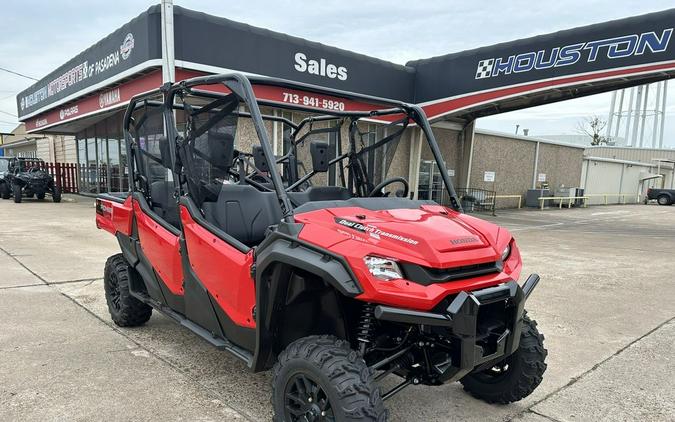 2023 Honda® Pioneer 1000-6 Deluxe Crew