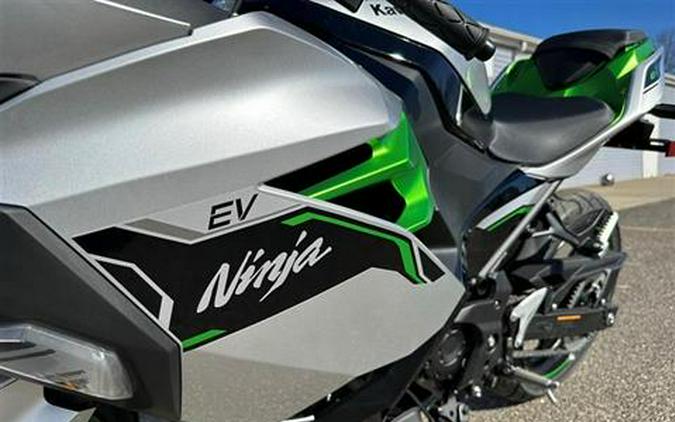 2024 Kawasaki Ninja e-1 ABS