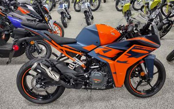 2023 KTM RC 390