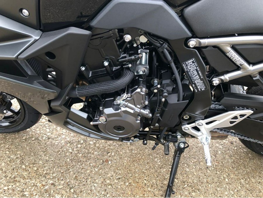 2025 Suzuki GSX-S 8R