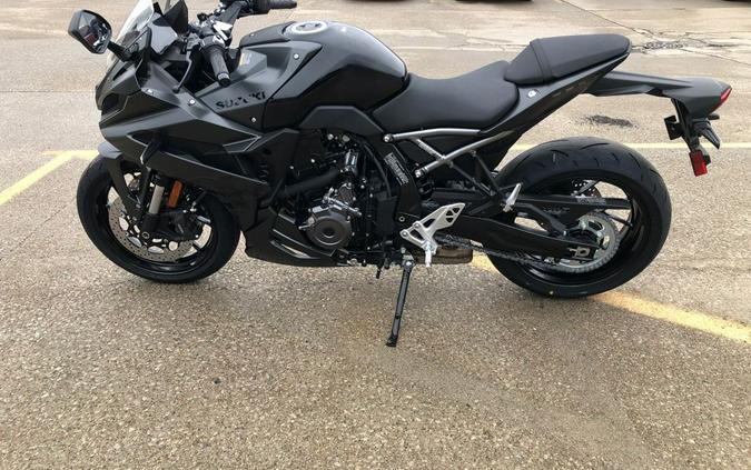 2025 Suzuki GSX-S 8R