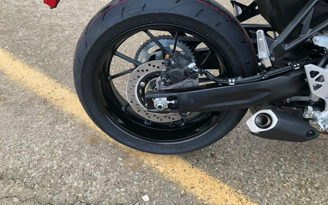 2025 Suzuki GSX-S 8R