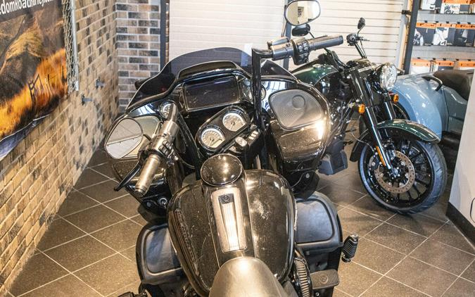 2021 Road Glide® Limited (FLTRK)