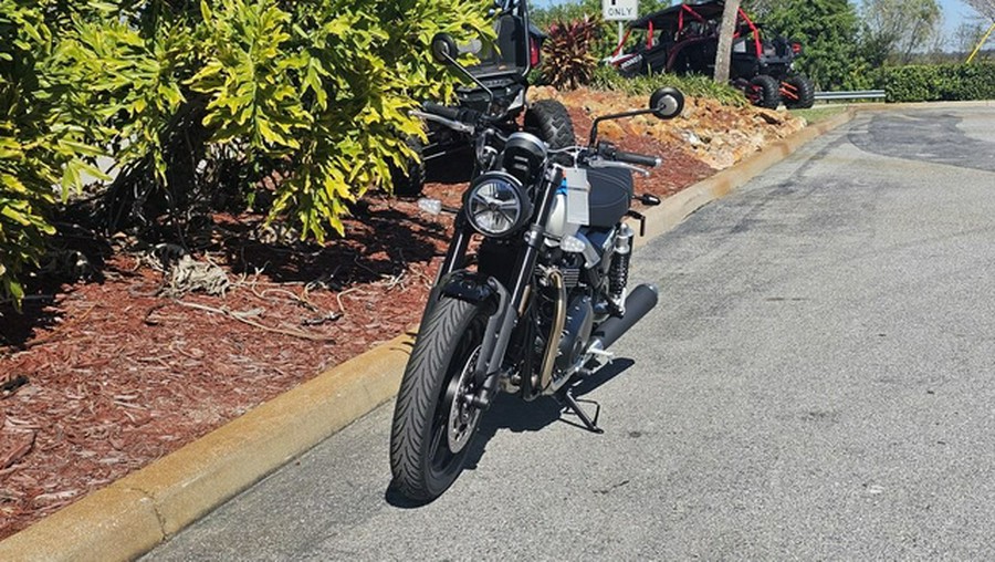 2026 Triumph Speed Twin 900 Pure White/Maui Blue/Tangerine Oran