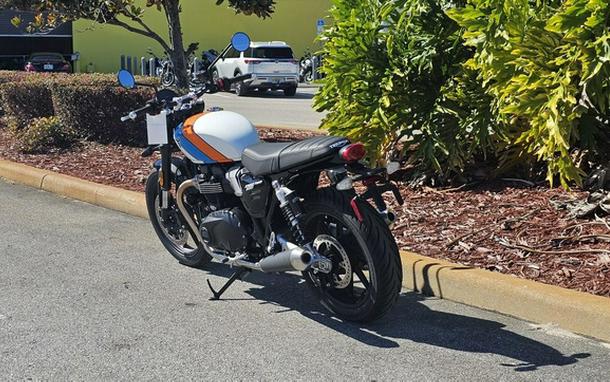 2026 Triumph Speed Twin 900 Pure White/Maui Blue/Tangerine Oran