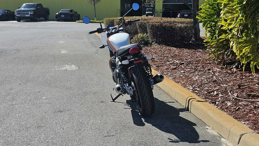 2026 Triumph Speed Twin 900 Pure White/Maui Blue/Tangerine Oran