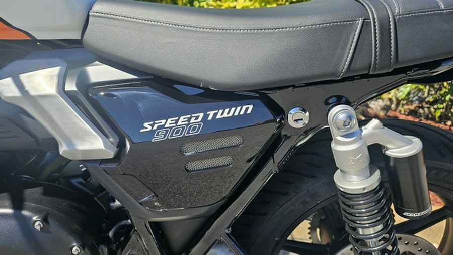 2026 Triumph Speed Twin 900 Pure White/Maui Blue/Tangerine Oran