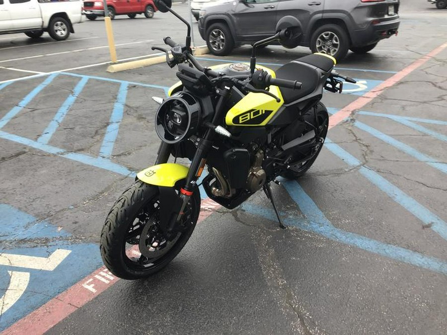 2026 Husqvarna® VITPILEN 801