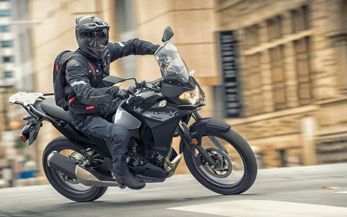 2026 Kawasaki Versys-X 300 ABS CA Metallic Phantom Silver/Metallic Flat Spark Black