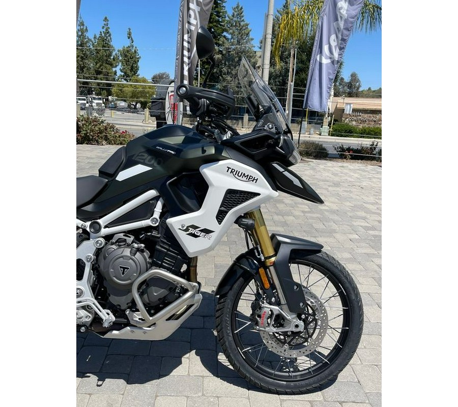 2023 Triumph Tiger 1200 Rally Pro Matte Khaki Green