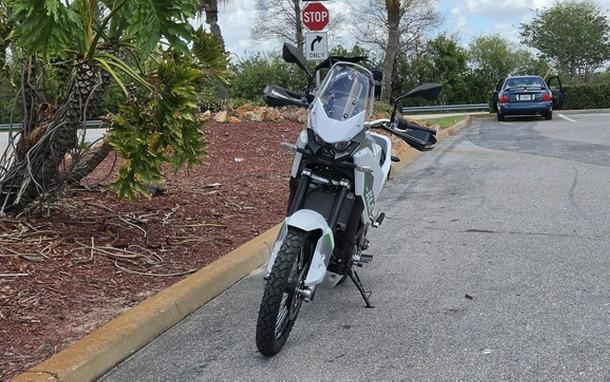 2026 Kawasaki KLE500 SE ABS