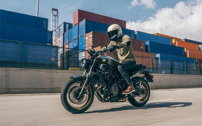 2025 Yamaha XSR 700