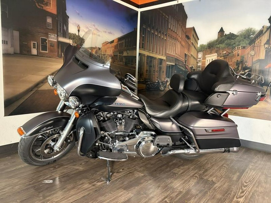 2017 Harley-Davidson® FLHTK - Ultra Limited