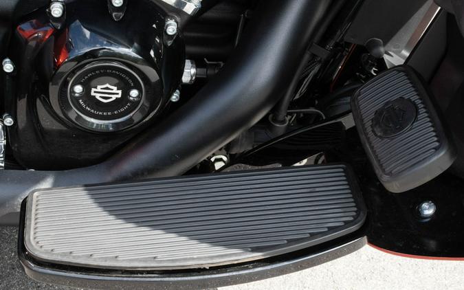2025 Harley-Davidson Tri Glide Ultra FLHTCUTG