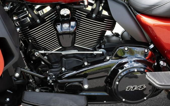 2025 Harley-Davidson Tri Glide Ultra FLHTCUTG